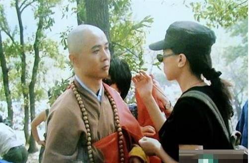 86版西游记拍摄全过程,幕后的故事你知道吗?看完没有不哭的!向经典致敬!-八彩历史