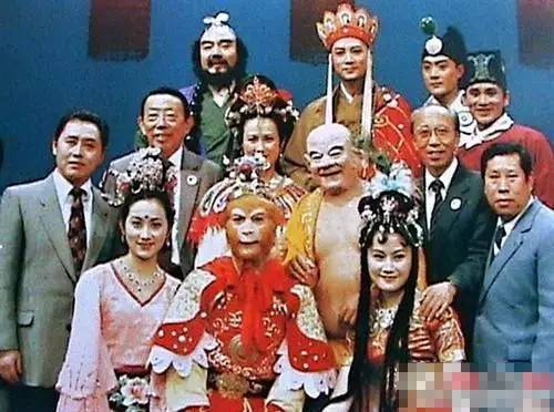 86版西游记拍摄全过程,幕后的故事你知道吗?看完没有不哭的!向经典致敬!-八彩历史